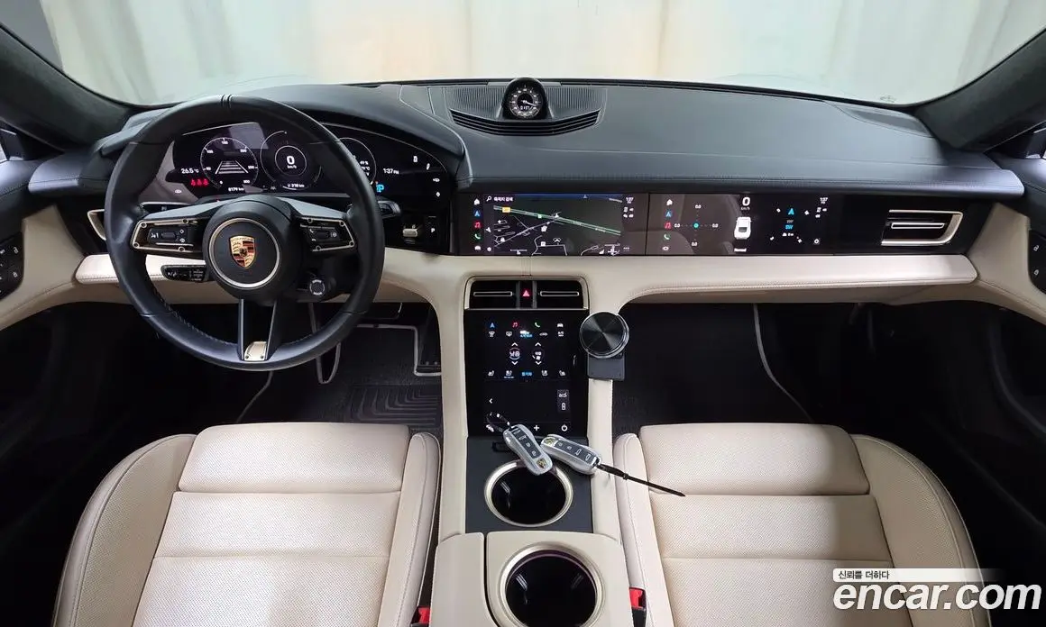 Porsche Taycan 2024 0.1 автомат (гидро), фото 10