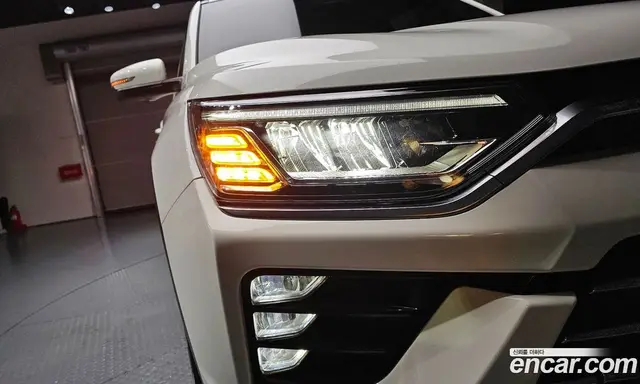 SsangYong Korando 2022 1.5 автомат (гидро), миниатюра 8