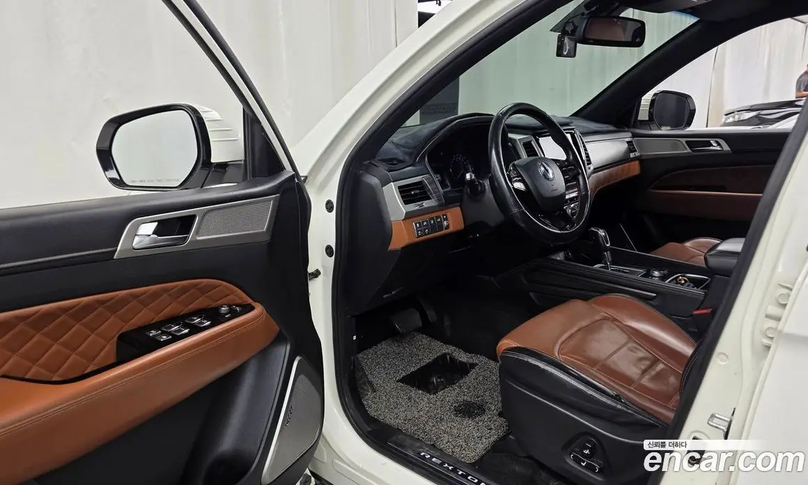 SsangYong Rexton 2017 2.2 автомат (гидро), фото 13
