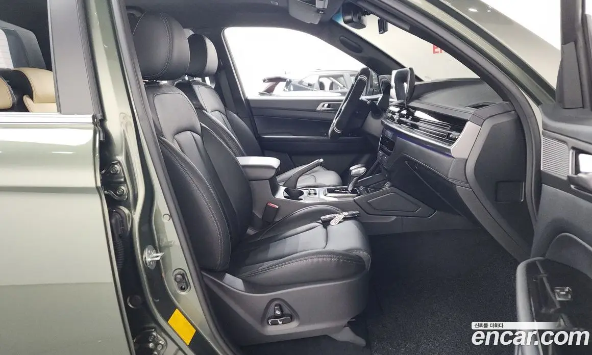 SsangYong Rexton 2023 2.2 автомат (гидро), фото 16