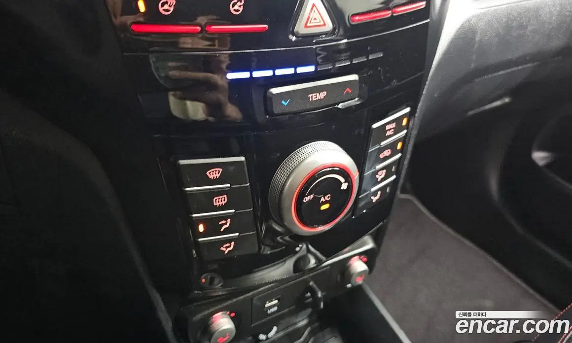 SsangYong TIBOLI 2017 1.6 автомат (гидро), фото 18