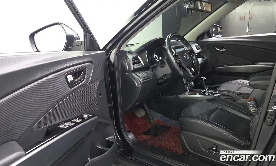 SsangYong TIBOLI 2017 1.6 автомат (гидро), фото 13