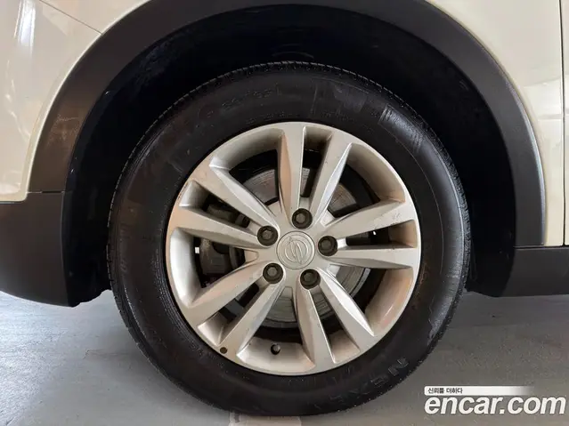 SsangYong TIBOLI 2017 1.6 автомат (гидро), миниатюра 5