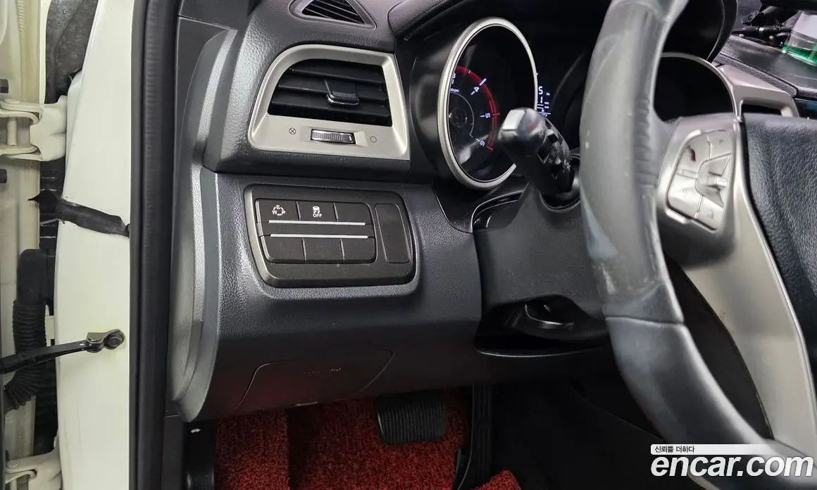 SsangYong TIBOLI 2018 1.6 автомат (гидро), фото 16