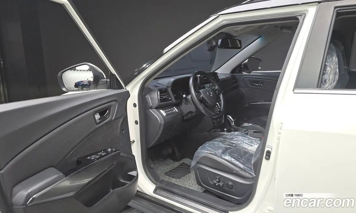SsangYong TIBOLI 2019 1.6 автомат (гидро), фото 10