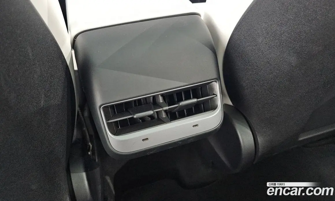 Tesla Model Y 2023 0.2 автомат (гидро), фото 28