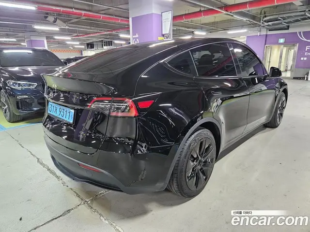 Tesla Model Y 2023 0.2 автомат (гидро), миниатюра 4 Tesla Model Y 2023 0.2 автомат (гидро), миниатюра 4