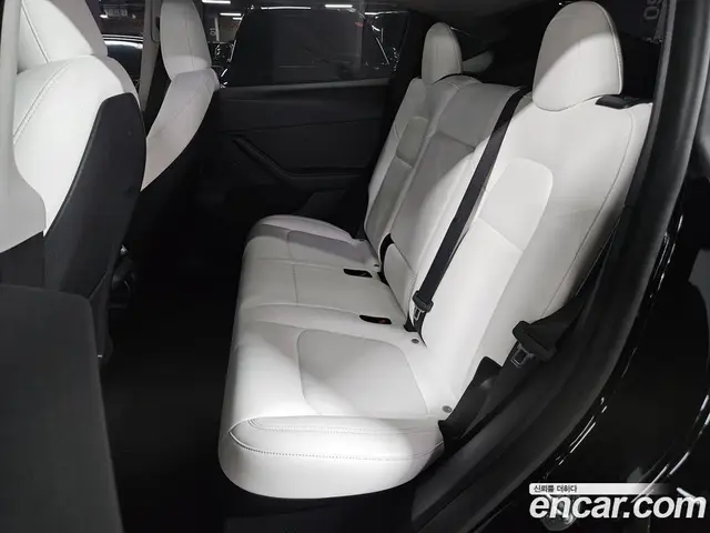 Tesla Model Y 2023 0.2 автомат (гидро), миниатюра 7 Tesla Model Y 2023 0.2 автомат (гидро), миниатюра 7