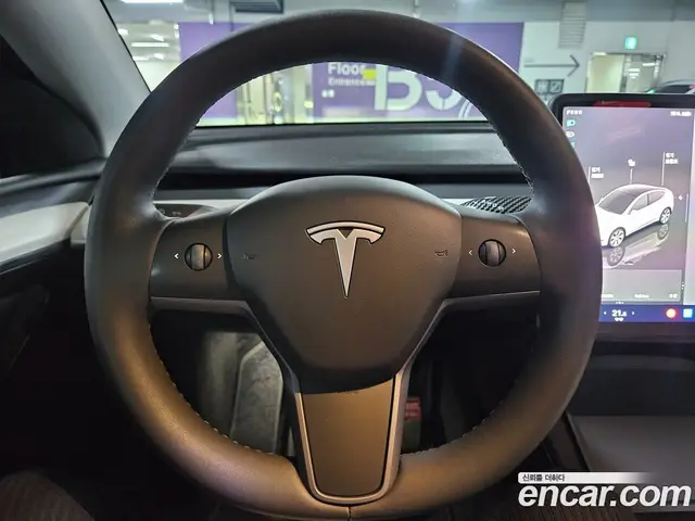 Tesla Model Y 2023 0.2 автомат (гидро), миниатюра 9 Tesla Model Y 2023 0.2 автомат (гидро), миниатюра 9