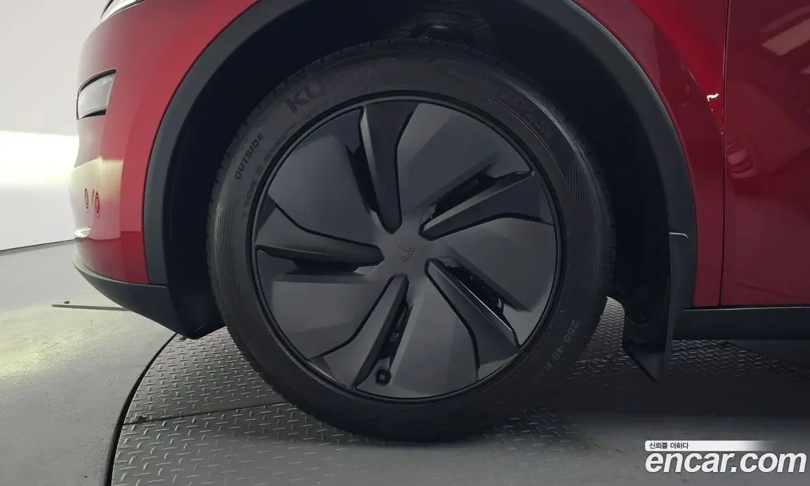 Tesla Model Y 2026 0.2 автомат (гидро), фото 4 Tesla Model Y 2026 0.2 автомат (гидро), фото 4