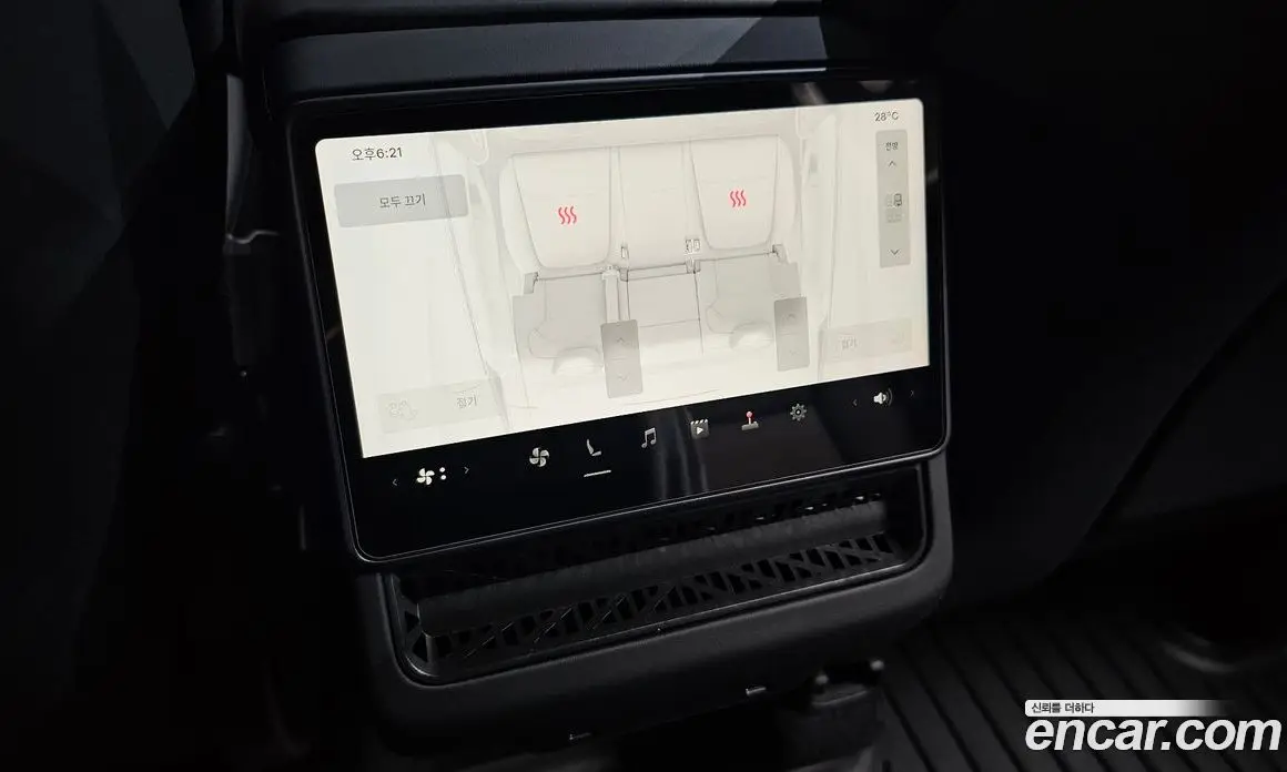 Tesla Model Y 2026 0.2 автомат (гидро), фото 31 Tesla Model Y 2026 0.2 автомат (гидро), фото 31