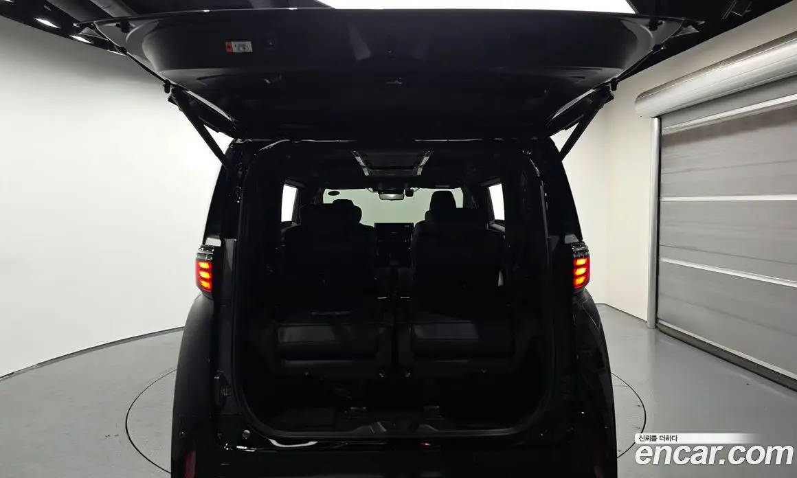 Toyota Alphard 2025 2.5 автомат (гидро), фото 20 Toyota Alphard 2025 2.5 автомат (гидро), фото 20
