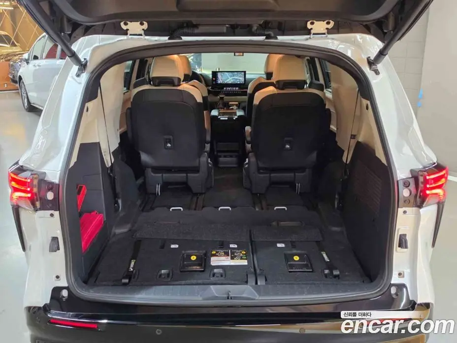 Toyota Sienna 2025 2.5 автомат (гидро), фото 18 Toyota Sienna 2025 2.5 автомат (гидро), фото 18