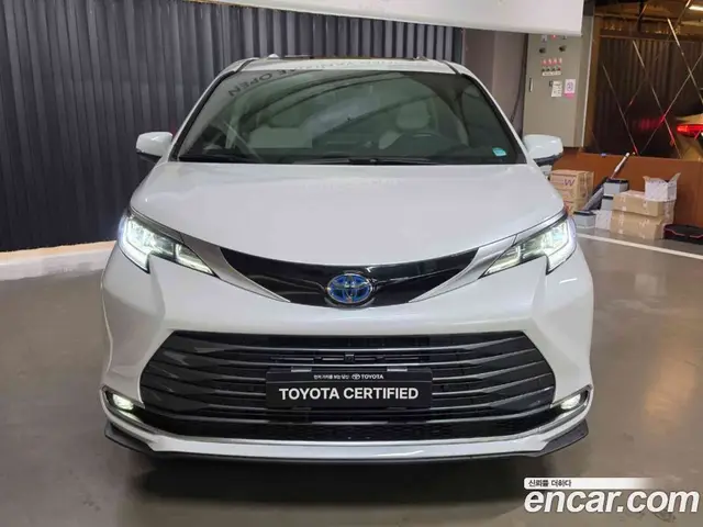 Toyota Sienna 2025 2.5 автомат (гидро), миниатюра 3 Toyota Sienna 2025 2.5 автомат (гидро), миниатюра 3