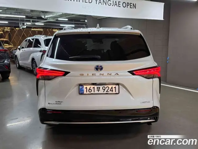 Toyota Sienna 2025 2.5 автомат (гидро), миниатюра 4 Toyota Sienna 2025 2.5 автомат (гидро), миниатюра 4