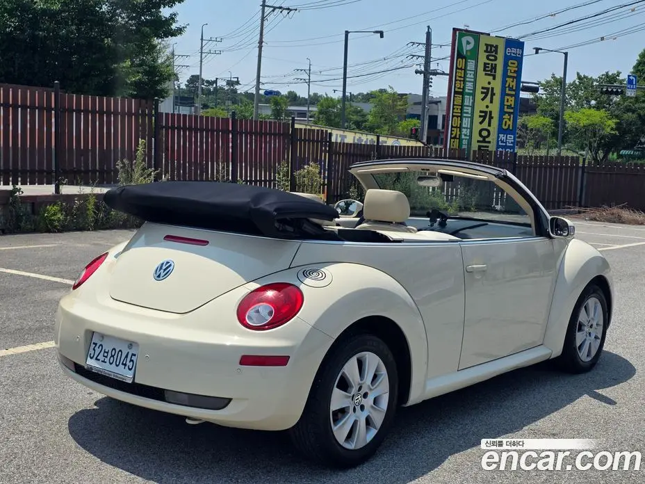 Volkswagen Beatle 2010 2.0 автомат (гидро), фото 6 Volkswagen Beatle 2010 2.0 автомат (гидро), фото 6