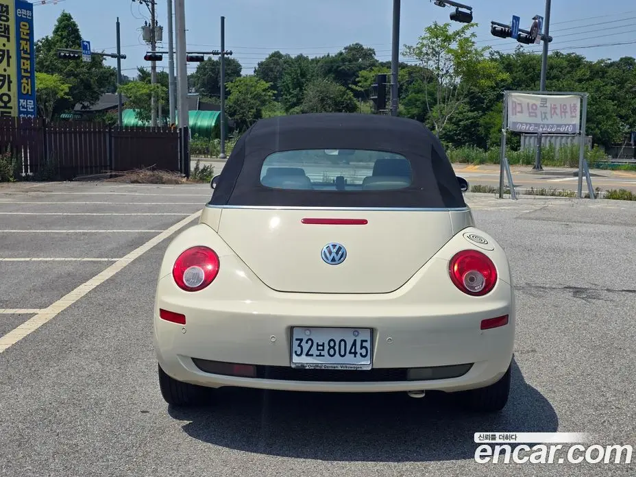 Volkswagen Beatle 2010 2.0 автомат (гидро), фото 8 Volkswagen Beatle 2010 2.0 автомат (гидро), фото 8