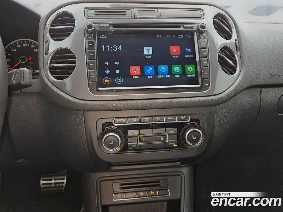 Volkswagen Tiguan 2013 2.0 автомат (гидро), фото 15