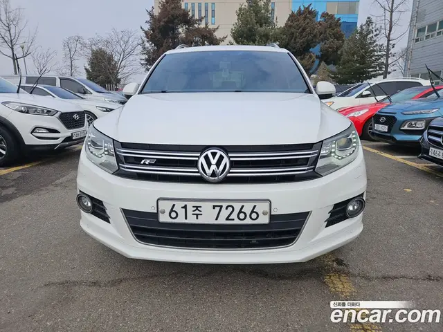 Volkswagen Tiguan 2013 2.0 автомат (гидро), миниатюра 3