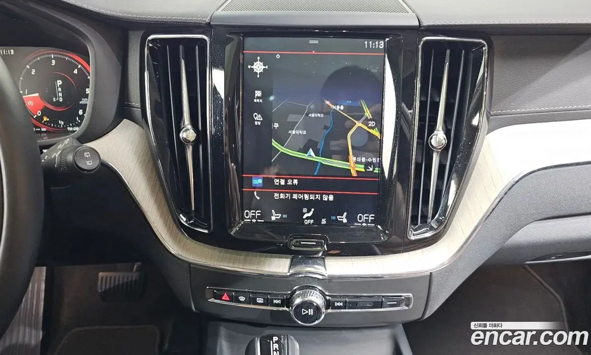 Volvo XC60 2019 2.0 автомат (гидро), фото 19