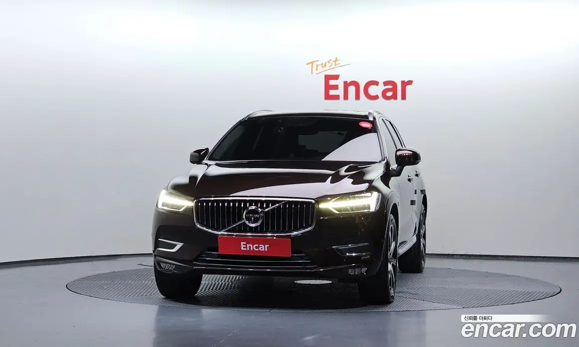 Volvo XC60 2019 2.0 автомат (гидро), фото 3