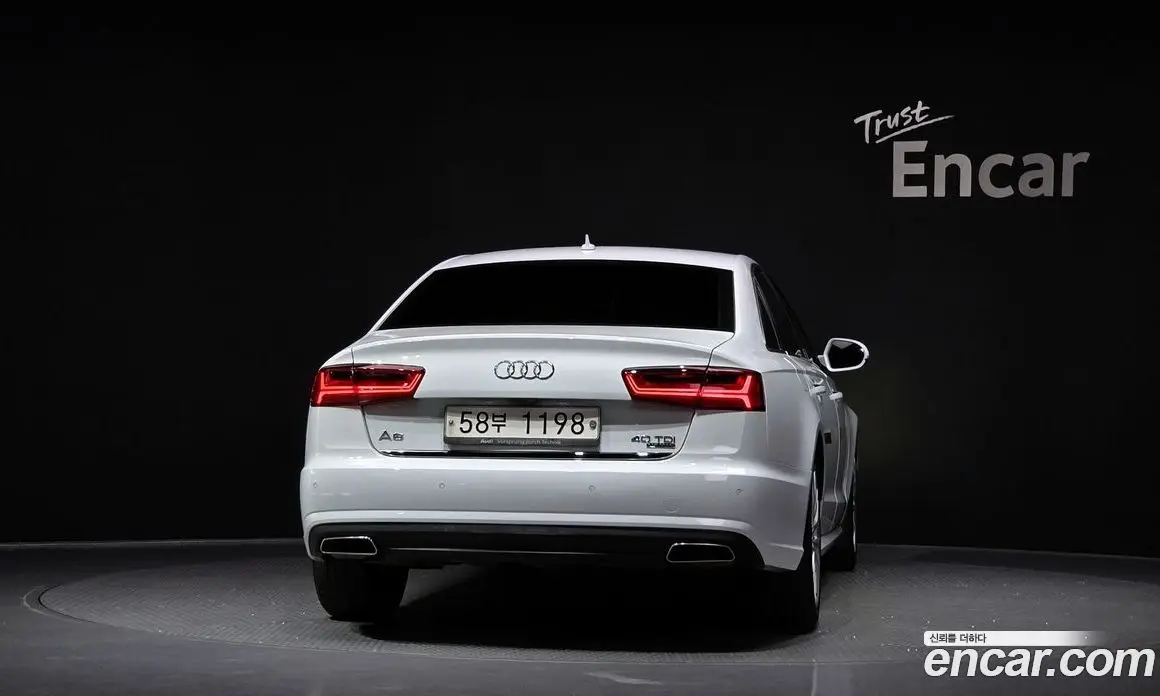 Audi A6 2015 3.0 автомат (гидро), фото 4
