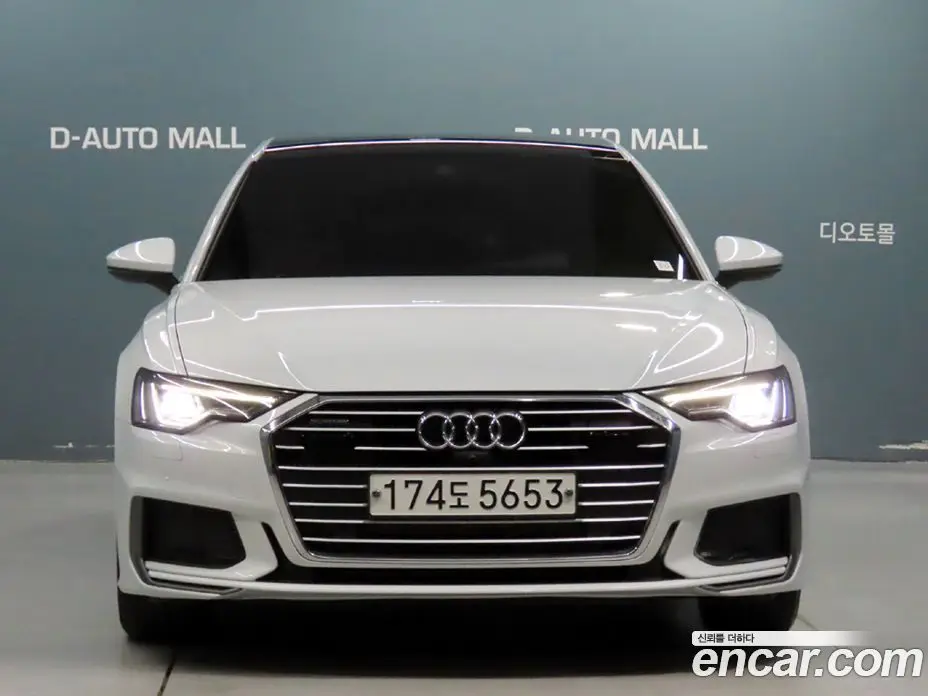 Audi A6 2020 2.0 автомат (гидро), фото 2