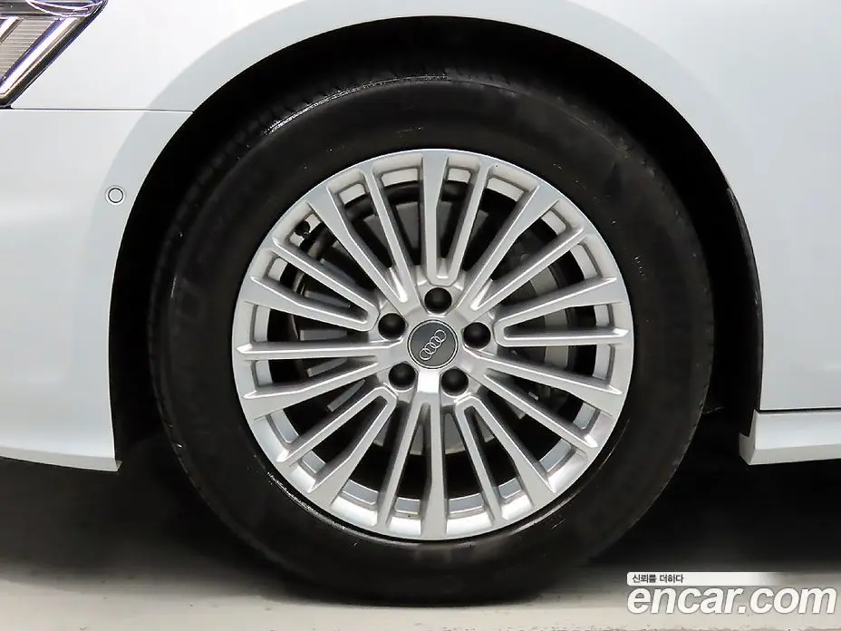 Audi A6 2020 2.0 автомат (гидро), фото 20