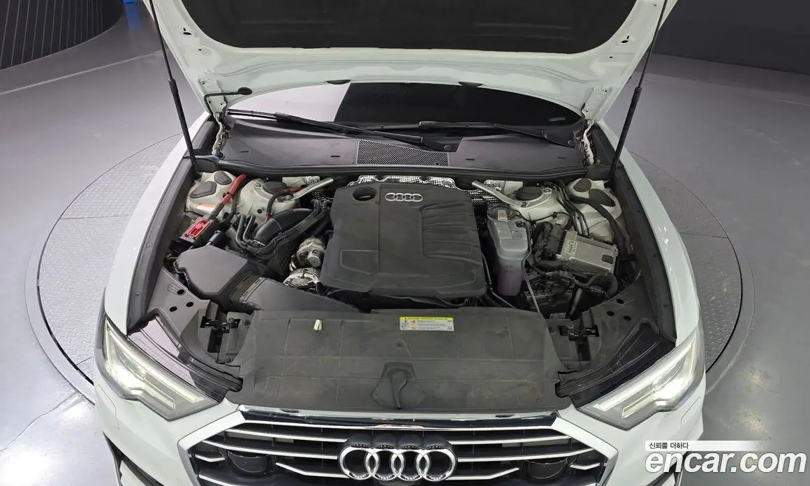 Audi A6 2020 2.0 автомат (гидро), фото 6