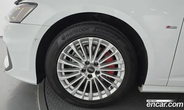 Audi A6 2021 2.0 автомат (гидро), миниатюра 5