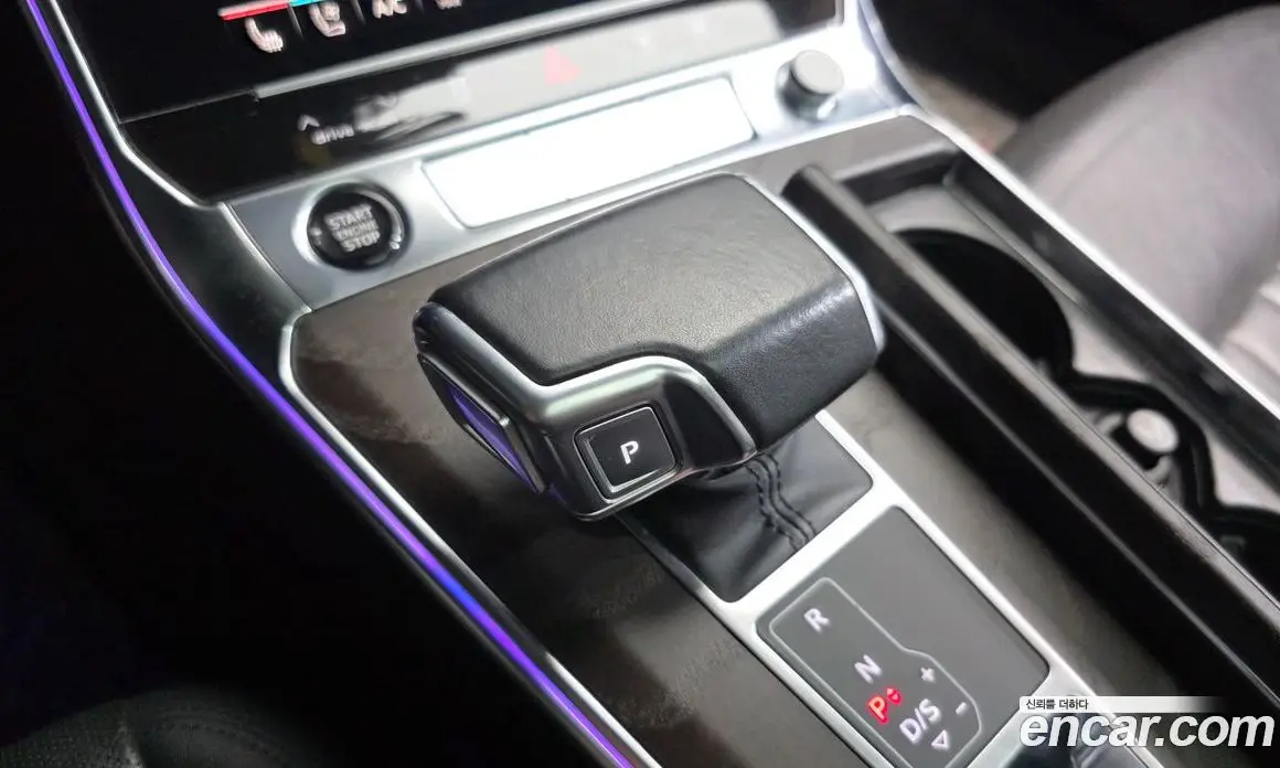 Audi A6 2021 2.0 автомат (гидро), фото 9