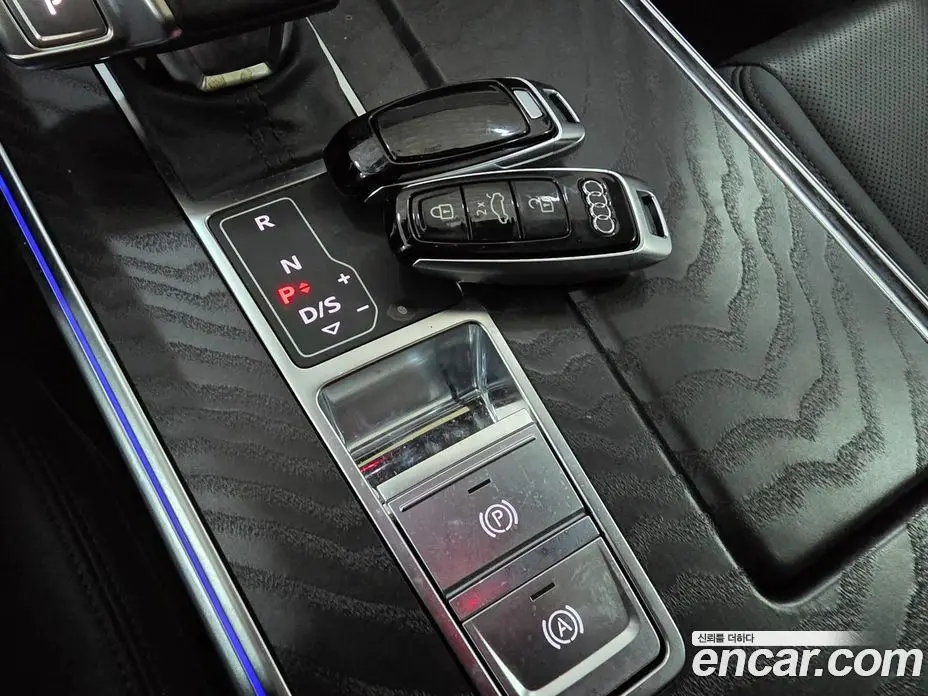 Audi A6 2023 2.0 автомат (гидро), фото 14