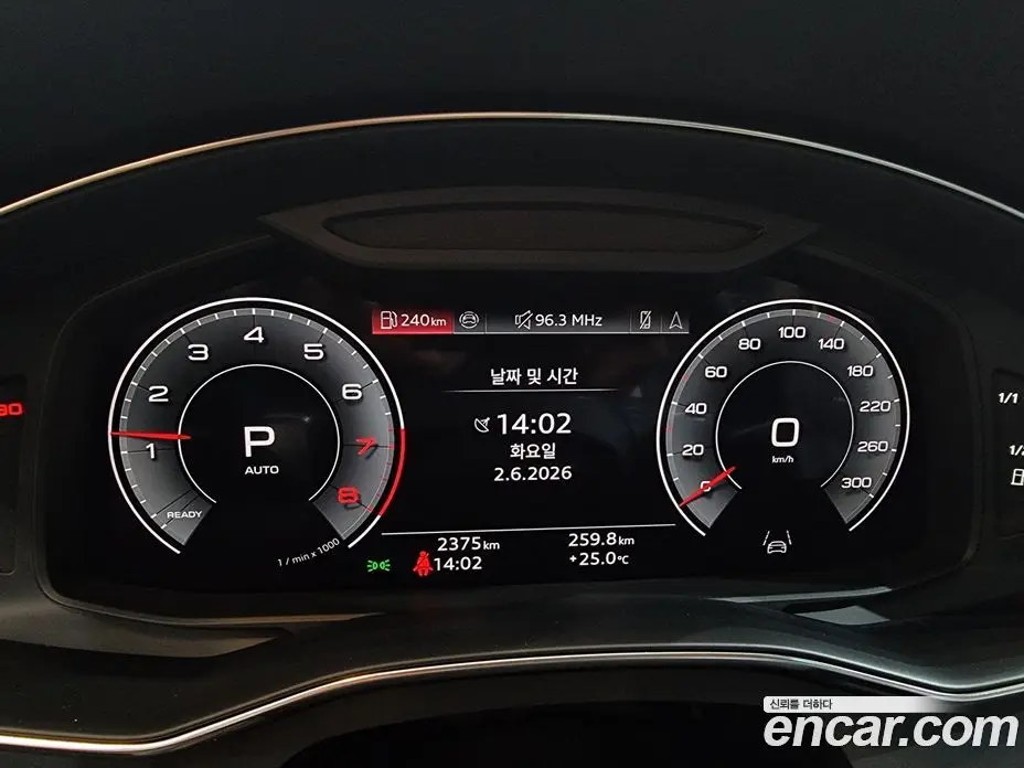 Audi A6 2025 2.0 автомат (гидро), фото 8