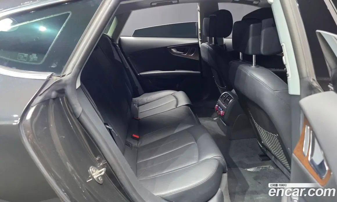 Audi A7 2013 3.0 автомат (гидро), фото 12