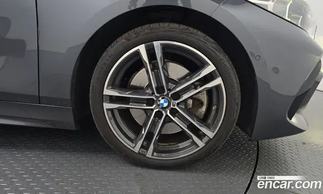 BMW 1 серия 2022 2.0 автомат (гидро), миниатюра 5