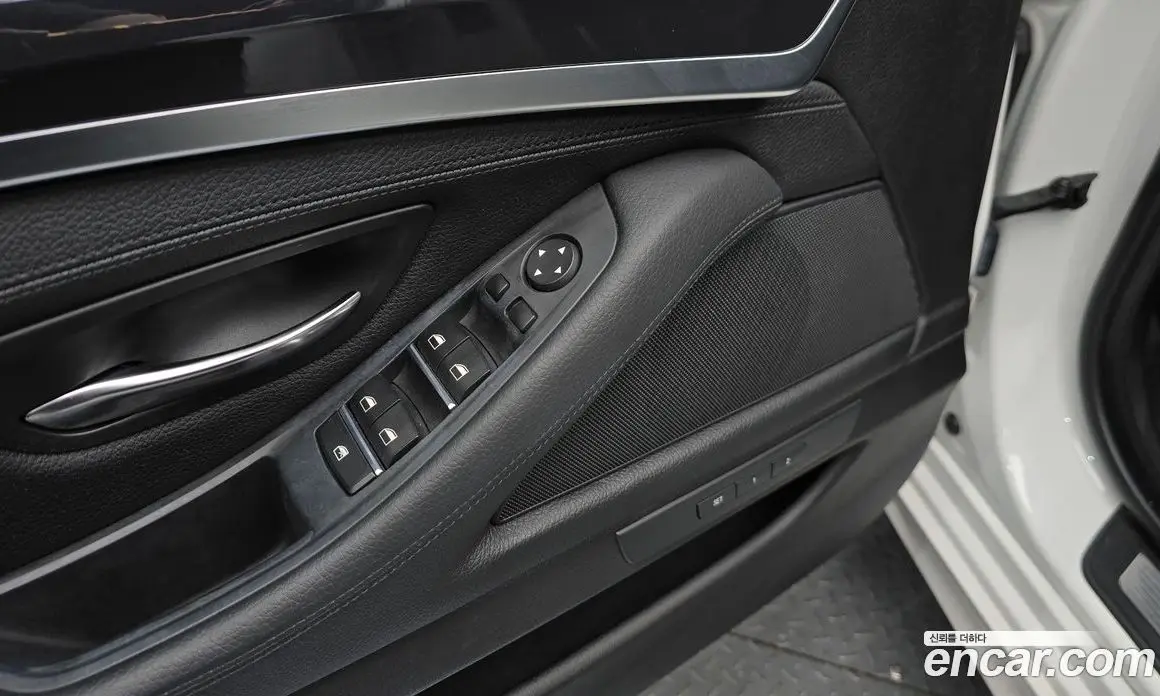 BMW 5 серия 2016 2.0 автомат (гидро), фото 15