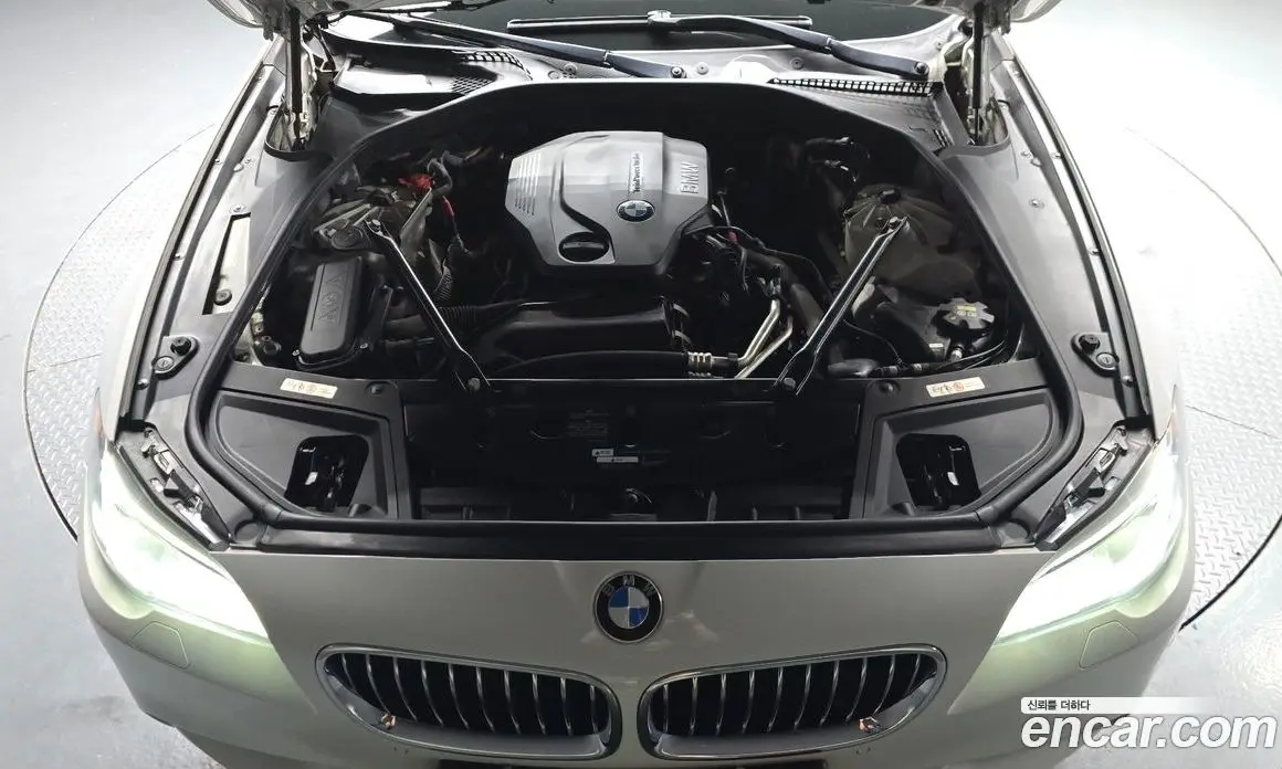 BMW 5 серия 2016 2.0 автомат (гидро), фото 6