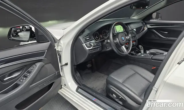 BMW 5 серия 2016 2.0 автомат (гидро), миниатюра 10