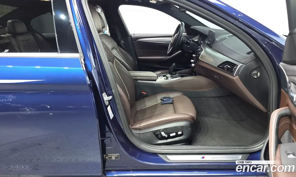 BMW 5 серия 2018 2.0 автомат (гидро), фото 16