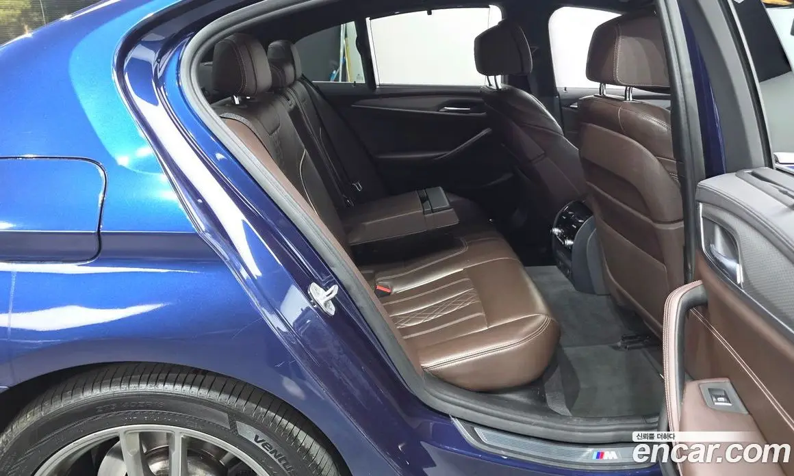 BMW 5 серия 2018 2.0 автомат (гидро), фото 17