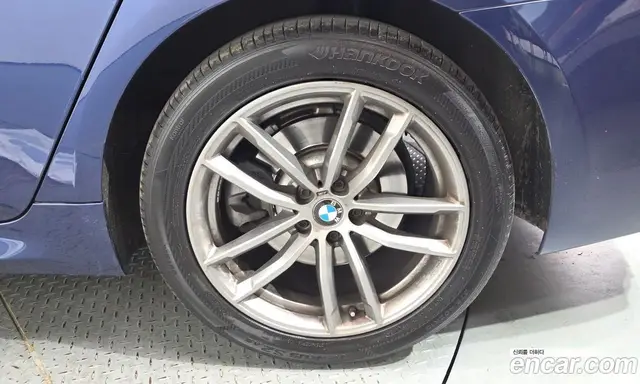 BMW 5 серия 2018 2.0 автомат (гидро), миниатюра 7