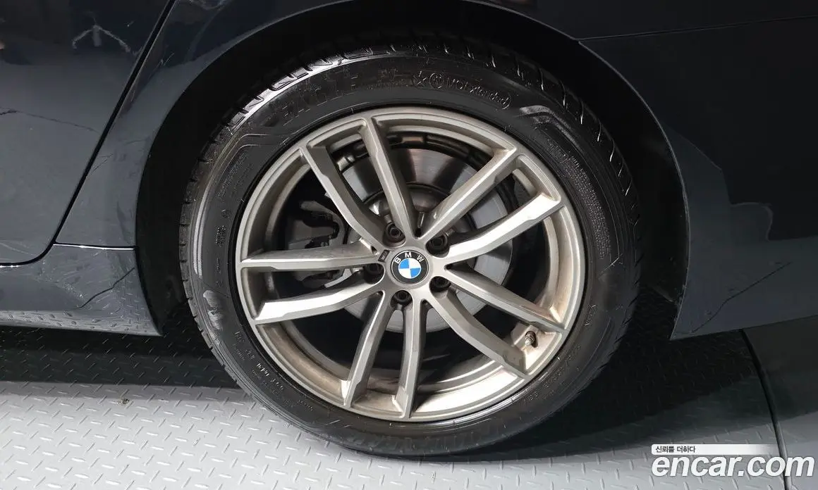 BMW 5 серия 2019 2.0 автомат (гидро), фото 5