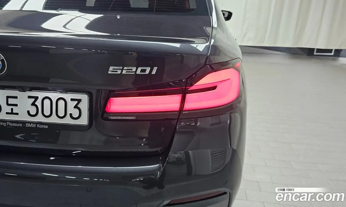 BMW 5 серия 2023 2.0 автомат (гидро), фото 9