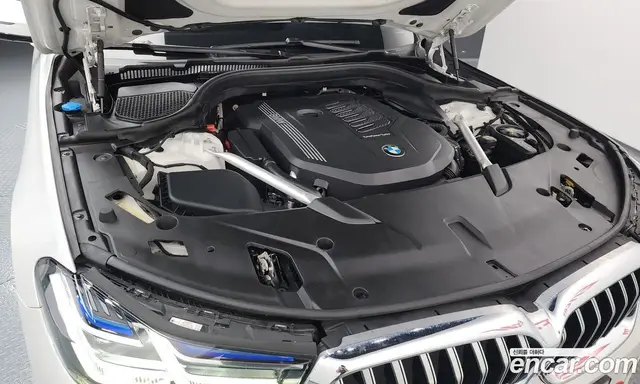 BMW 6 серия 2023 3.0 автомат (гидро), миниатюра 6