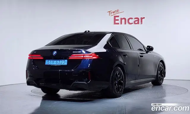 BMW i5 2024 0.2 автомат (гидро), миниатюра 2