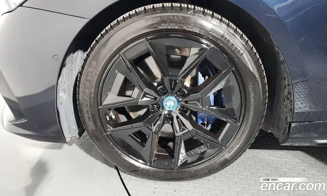 BMW i5 2024 0.2 автомат (гидро), миниатюра 5