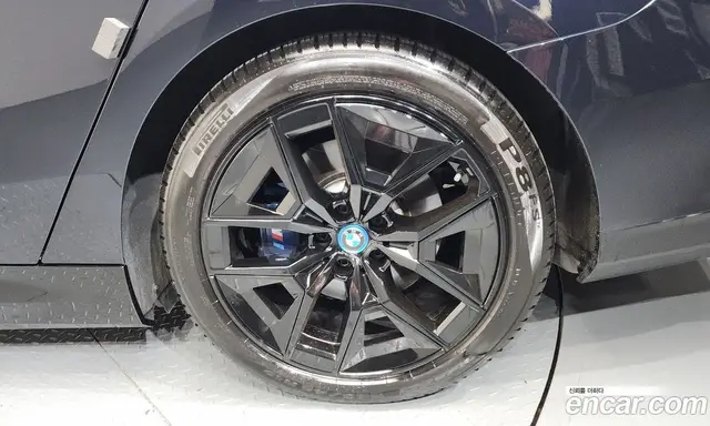 BMW i5 2024 0.2 автомат (гидро), миниатюра 7