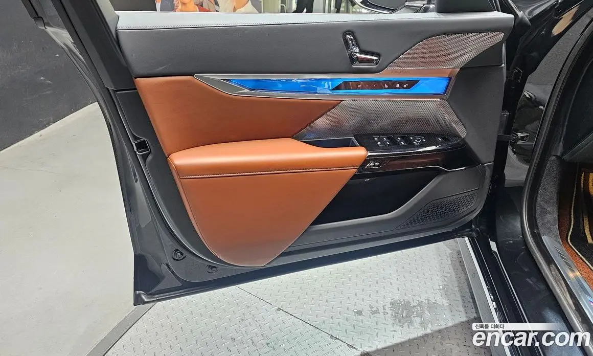 BMW i7 2023 0.3 автомат (гидро), фото 14