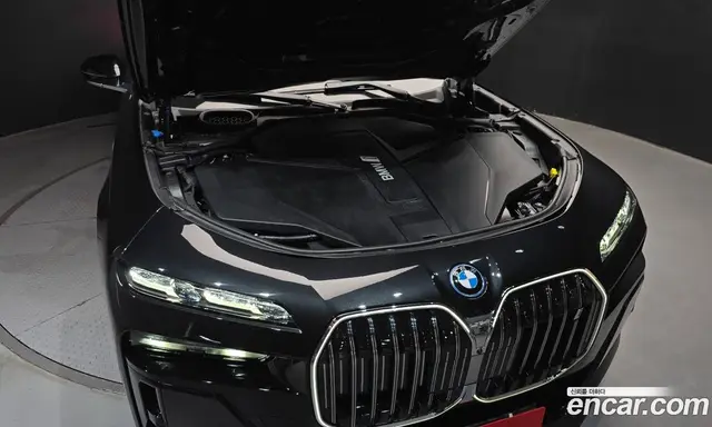 BMW i7 2023 0.3 автомат (гидро), миниатюра 6