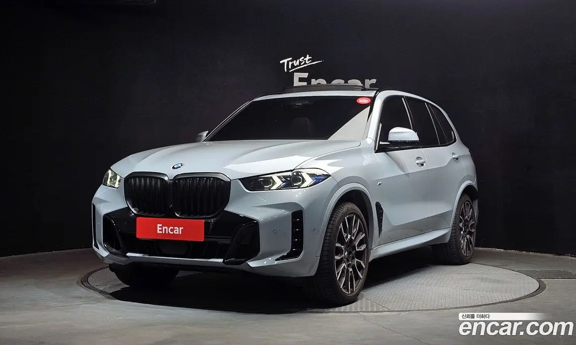 BMW X5 2025 3.0 автомат (гидро), фото 1